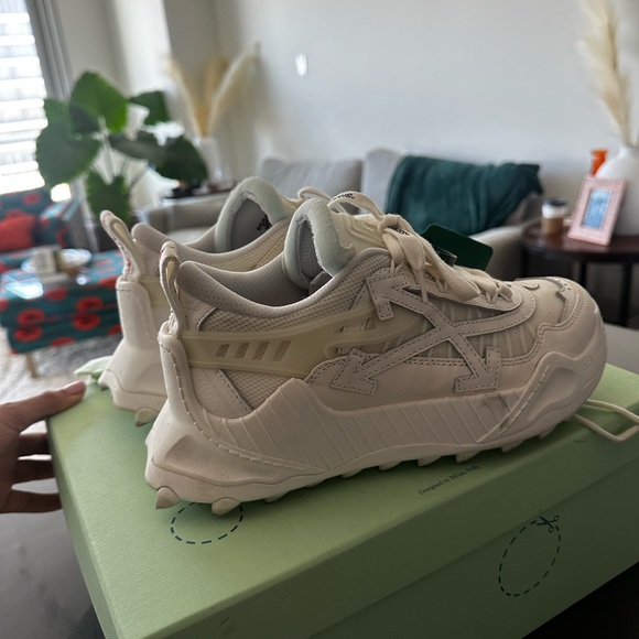 Off White c/o Virgil Abloh - Picture 8 of 8